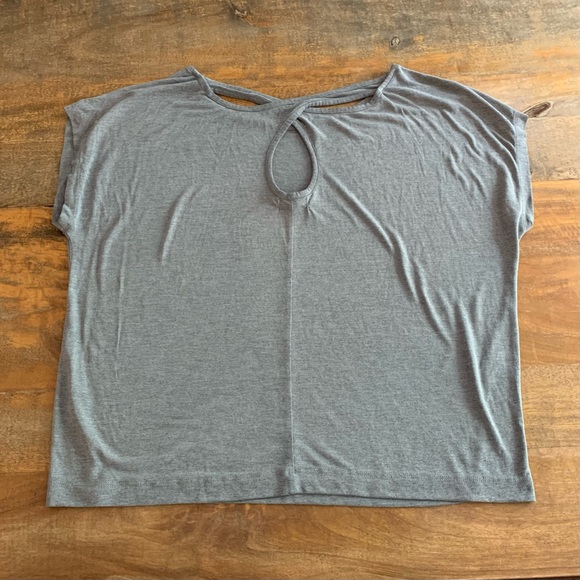 Gap Gray Keyhole Back Top - Picture 2 of 7